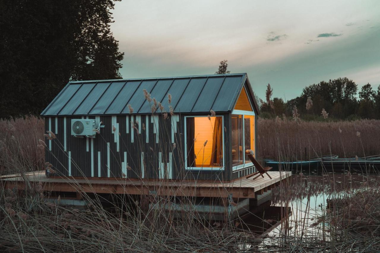 Million Star Hotel Latgale Nastrova Dış mekan fotoğraf