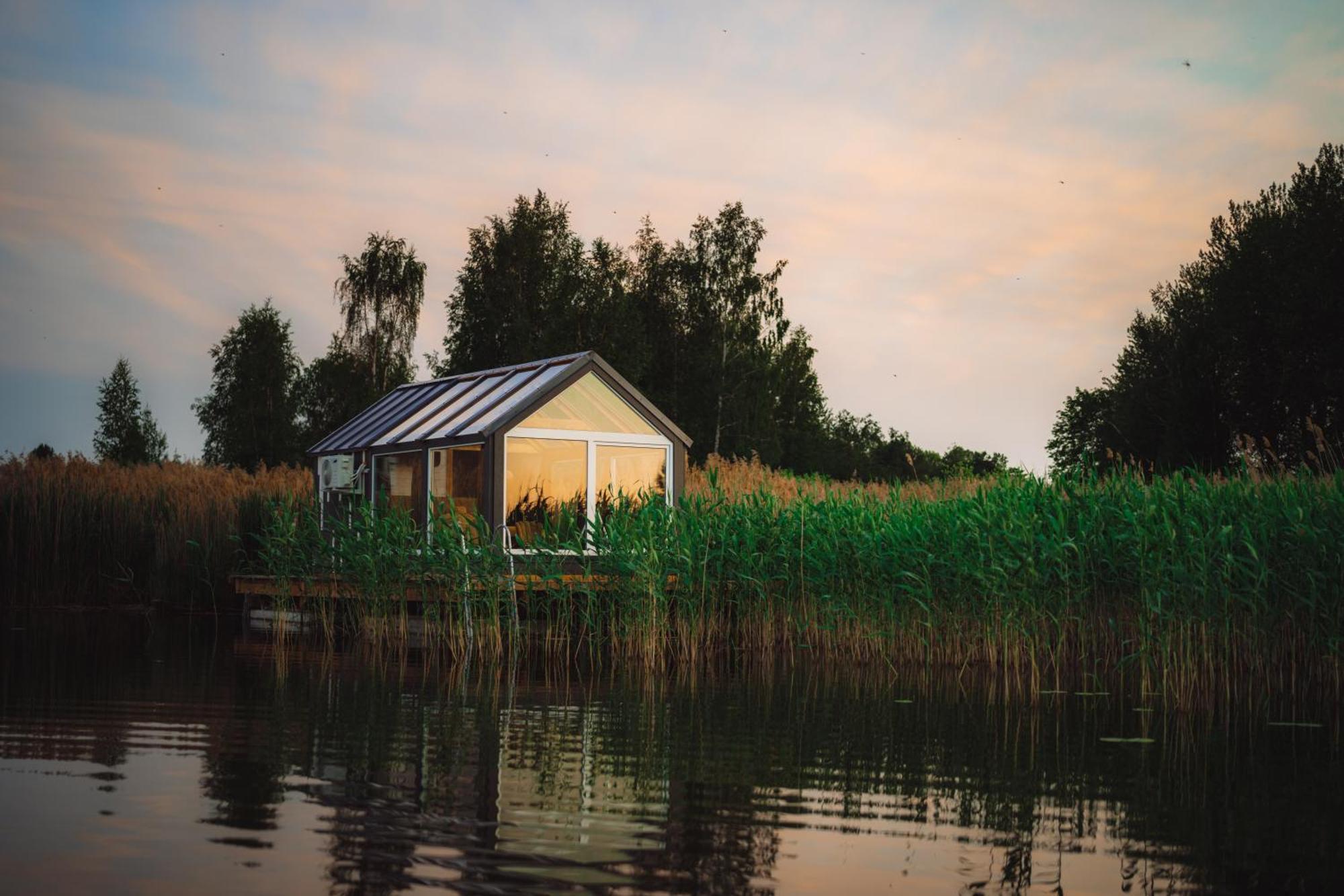 Million Star Hotel Latgale Nastrova Dış mekan fotoğraf
